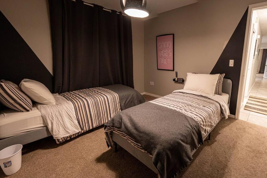 Renovated 3 Bedroom Home Near All Main Attractions 키시미 외부 사진